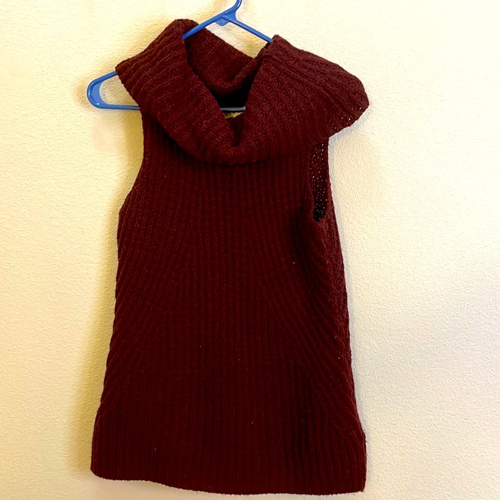 Max Studio Acrylic/Wool Sleeveless Top